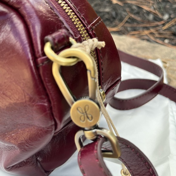 NWT New Hobo Shelia Small Satchel Merlot Leather Retired Rare - Picture 4 of 8